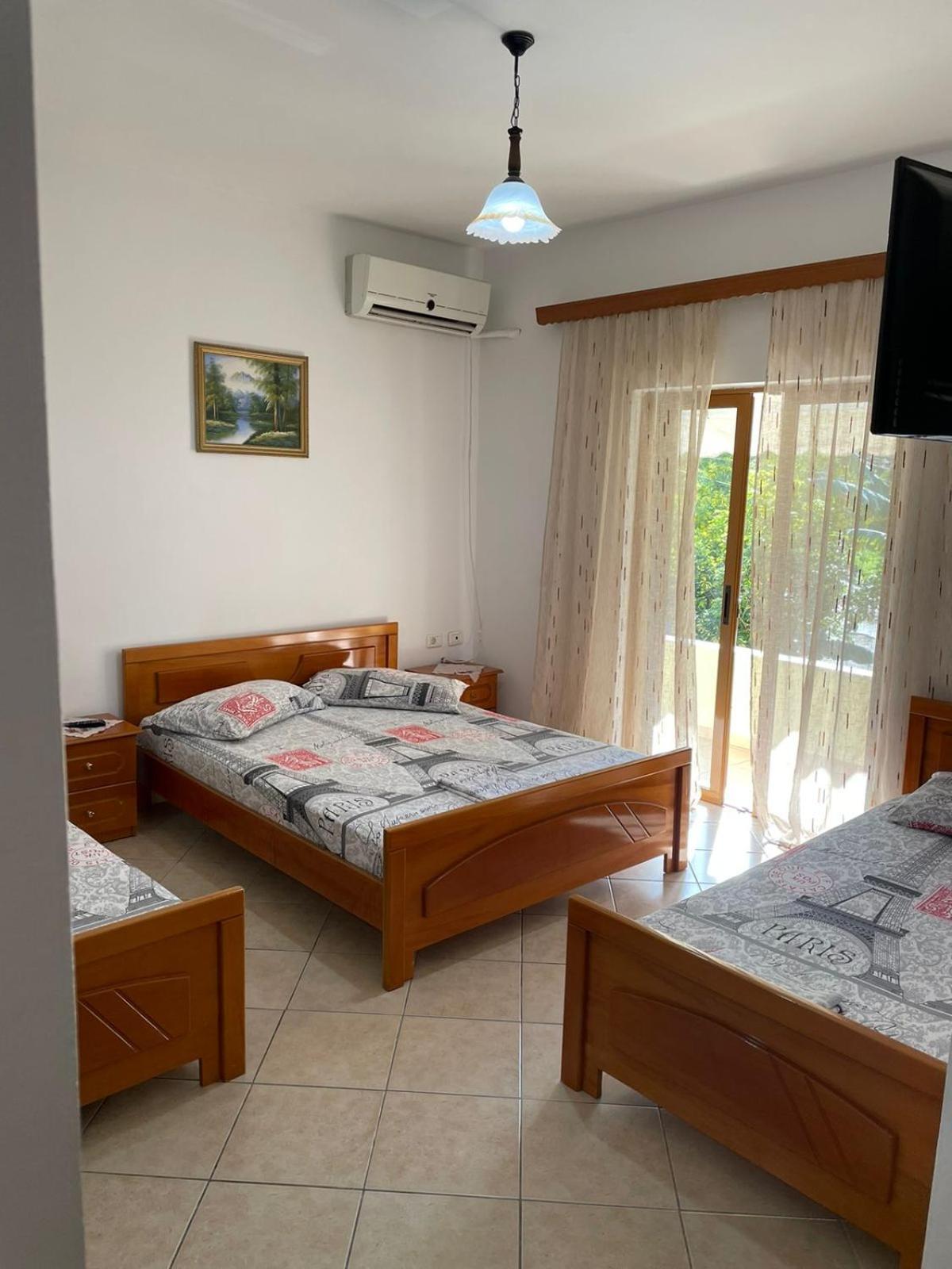 Olive Tree Hotel Sarande Ngoại thất bức ảnh